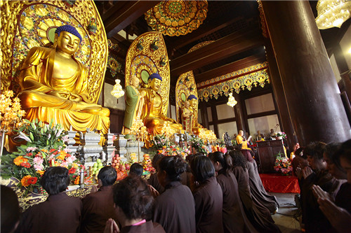 三亚南山寺举行观音菩萨圣诞祈福暨传授三皈五戒法会通启